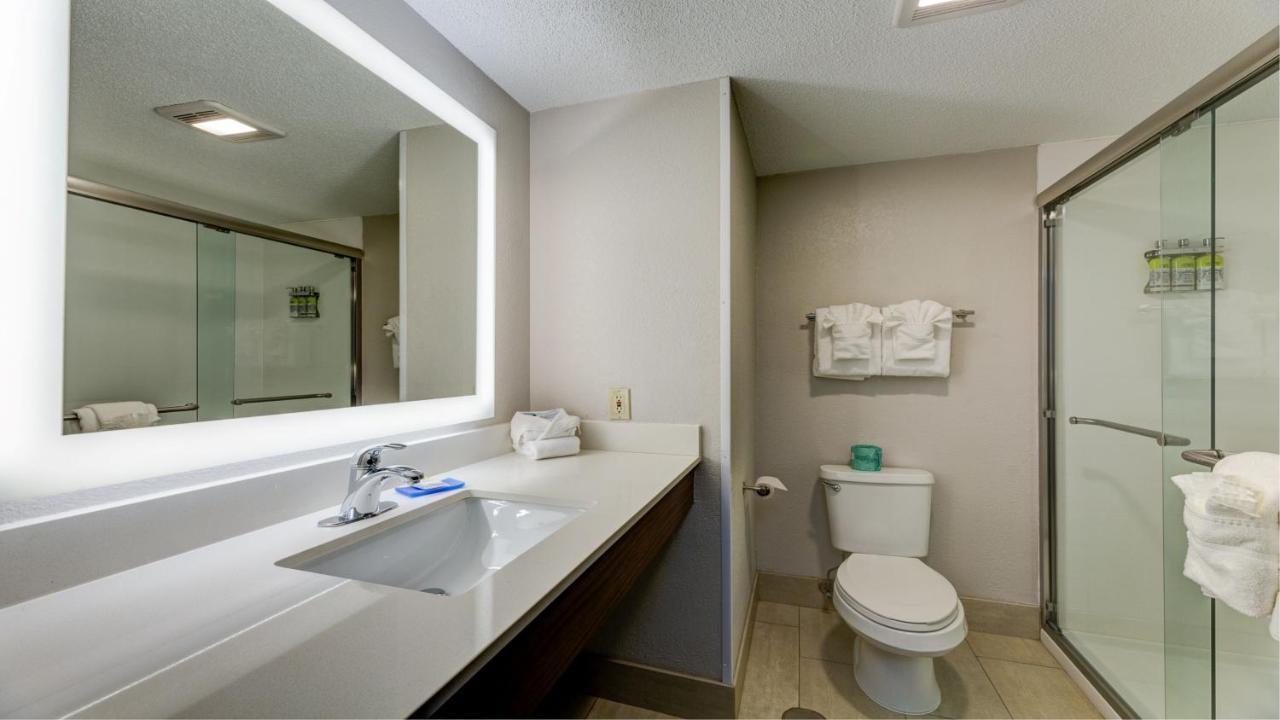 Holiday Inn Express & Suites Ashtabula-Geneva By Ihg Austinburg Экстерьер фото
